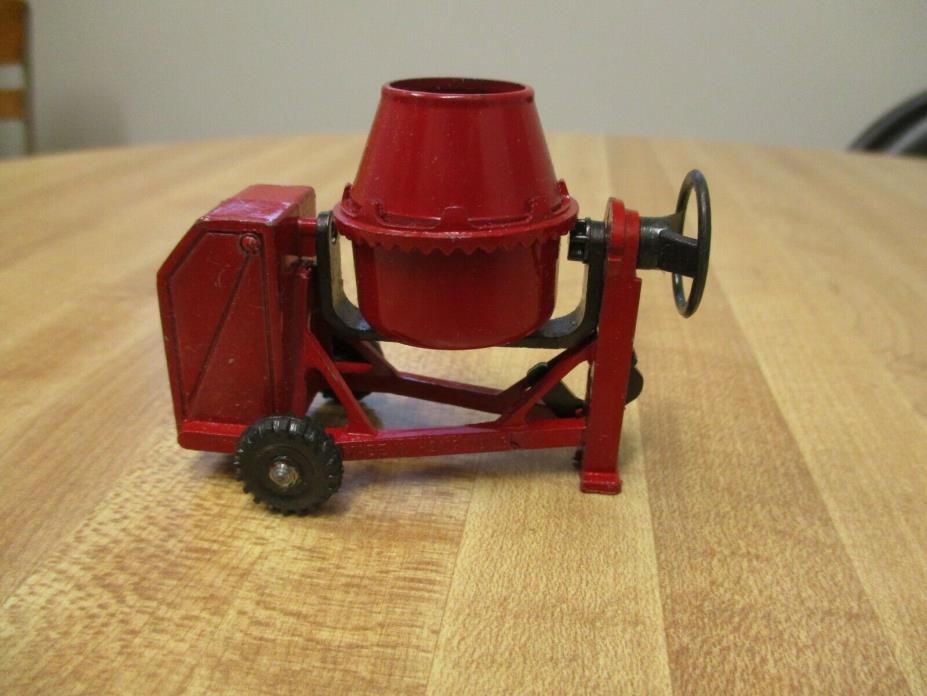 Old-Fashioned Cement Mixer Miniature Replica Die Cast Pencil Sharpener