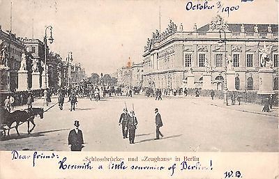 Germany postcard Berlin Schlossbrucke und Zeughaus busy street scene 1900