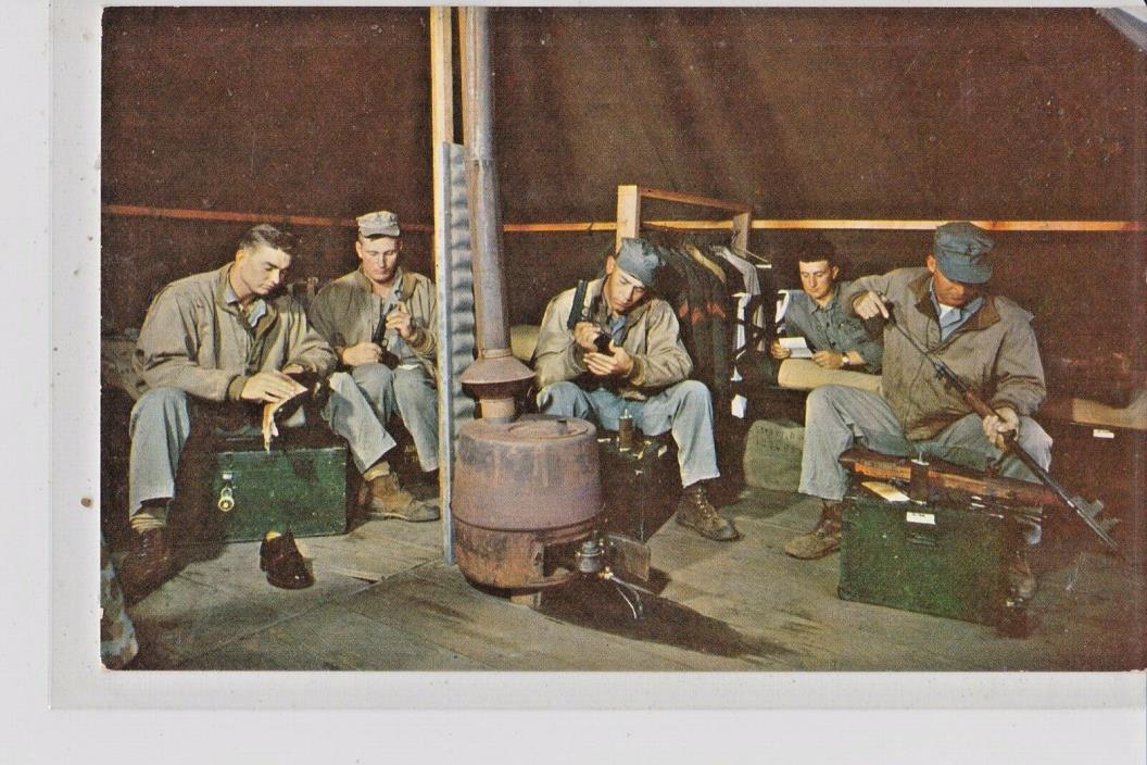 US MARINES CLEANING WEAPONS / CAMP PENDELTON CALIFORNIA
