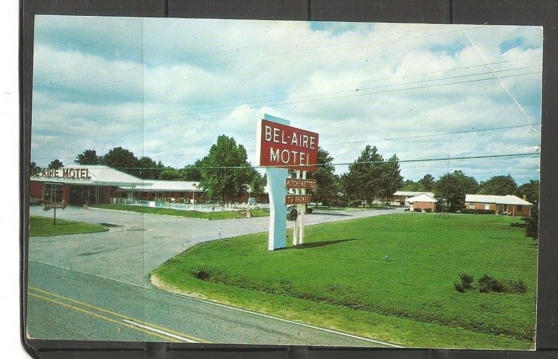 Bel-Aire Motel. Fayetteville ,North Carolina. Vintage Postcard