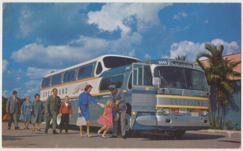 Greyhound Super Scenicruiser - America's Favorite Bus