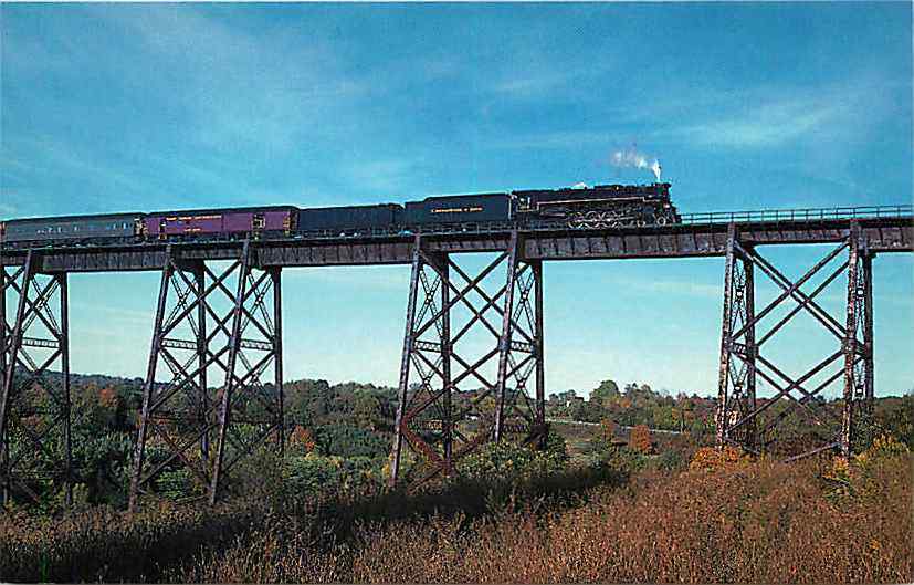 Postcard Chesapeake & Ohio Railway Steam Locomotive #614 on Moodna Viaduct
