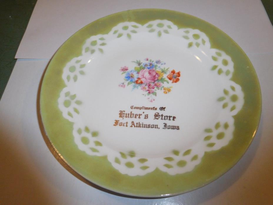 FORT ATKINSON, IOWA--GUBERS STORE-PLATE-V. OLD-7.25IN-CROWN PATTERN-U.S.A-GOOD-