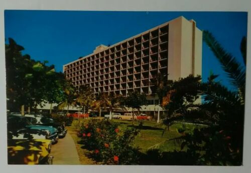 Vintage PUERTO RICO Postcard The Caribe Hilton Hotel San Juan Old Cars