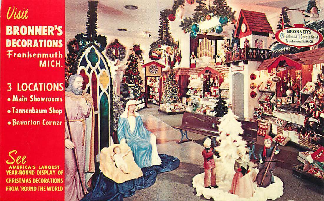 Postcard Bronner's Christmas Decoration Store Interior, Frankenmuth, Michigan