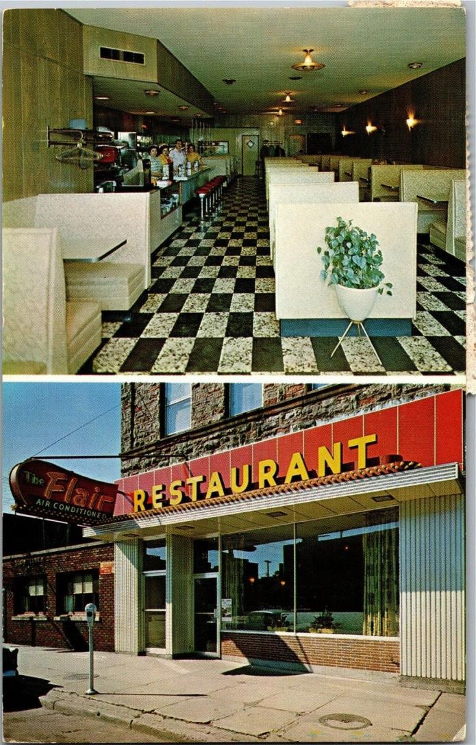 Flair Restaurant, Ashmun Street Sault St Marie MI Vintage Postcard M25