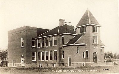 ASKOV MINNESOTA PUBLIC SCHOOL 1919 RPPC Photo Postcard