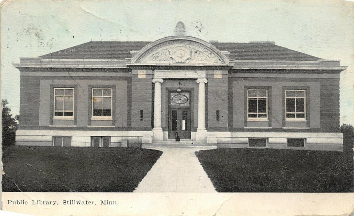 Stillwater Minnesota~Carnegie Public Library~Black Dog on Steps~1908 Postcard
