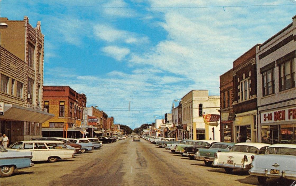 Monett Missouri~Broadway Street~Ben Franklin Store~1950s Cars~Station Wagon~PC