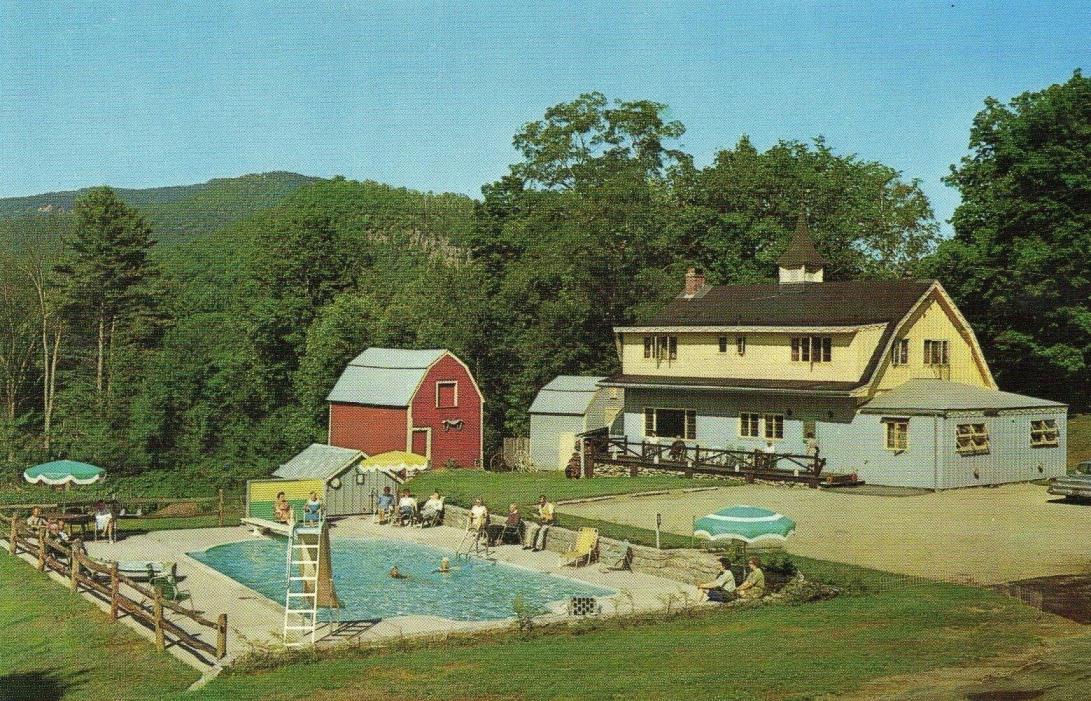 Postcard New Hampshire Thorn Hill Lodge Route 16 Swimming Pool Vintage 1968