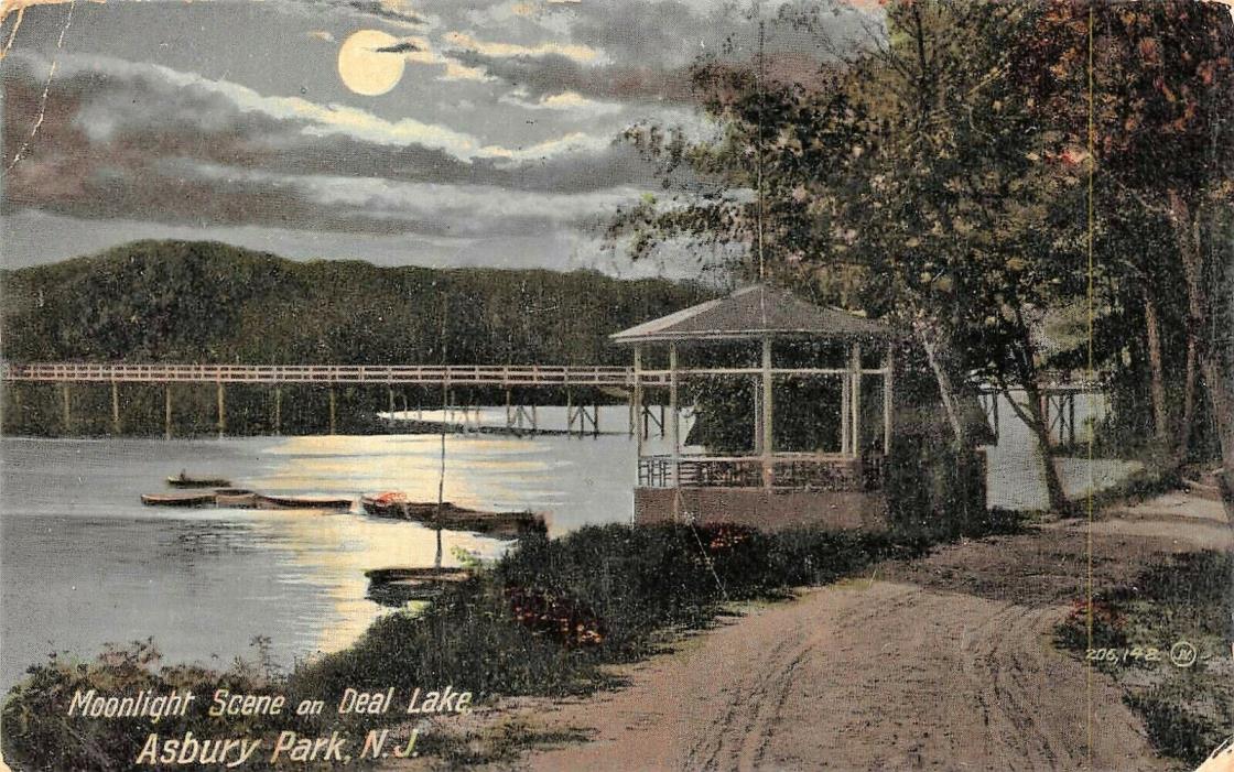 # M969   ASBURY PARK,  N.J.   POSTCARD,  DEAL  LAKE