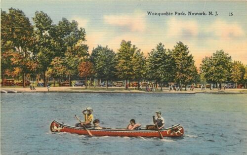 Norwalk New Jersey~Weequahic Pack~Family in Puppy Dog Canoe~1940s PC