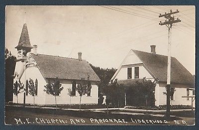 M E CHURCH AND PARSONAGE LIDGERWOOD NORTH DAKOTA RPPC REAL PHOTO POSTCARD