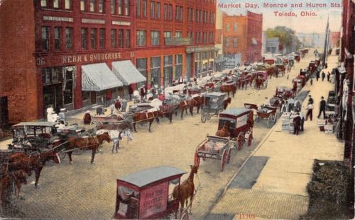 Toledo Ohio~Market Day~Monroe Huron Streets~Kerr & Snodgrass~Grocery Wagon~1911