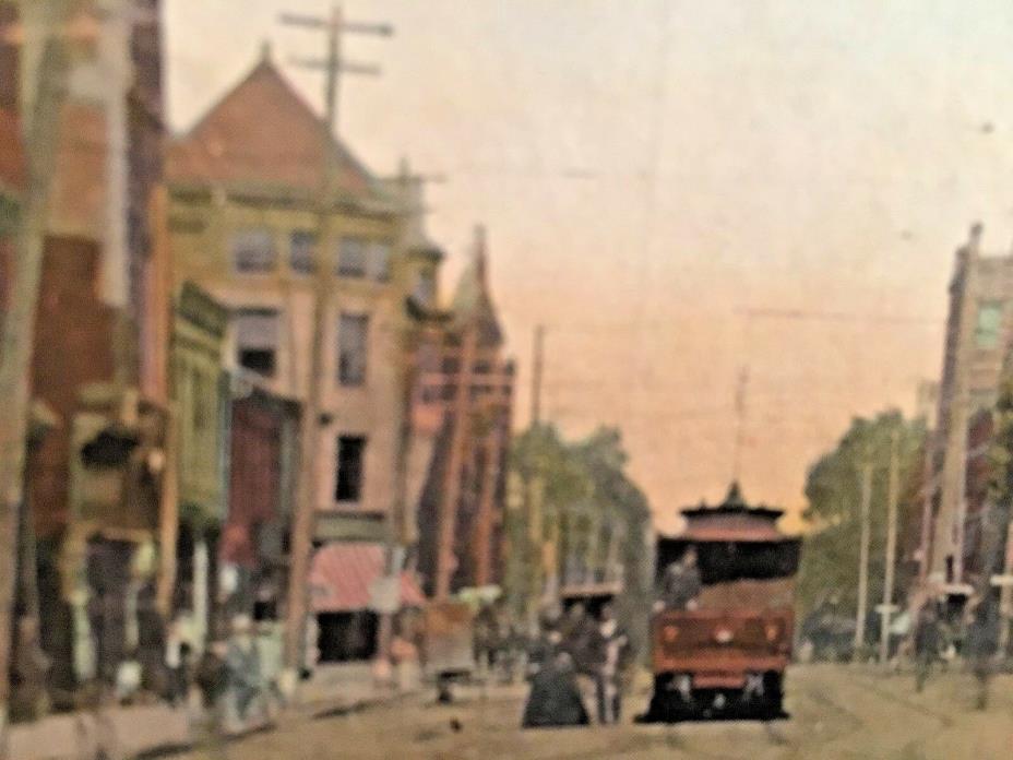 Postcard  Center Street looking West from State Street, Marion, OH.   Y4