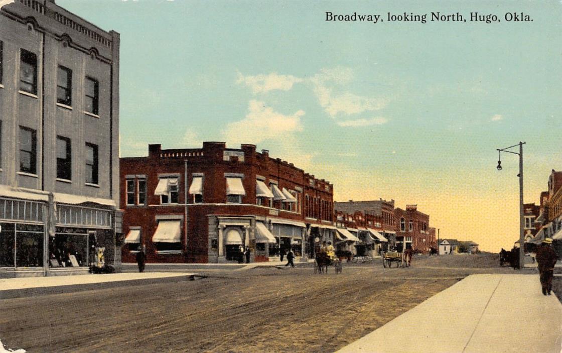 Hugo Oklahoma~Broadway North~Joel Springs Building~Bank~Horse Wagons~1908 PC