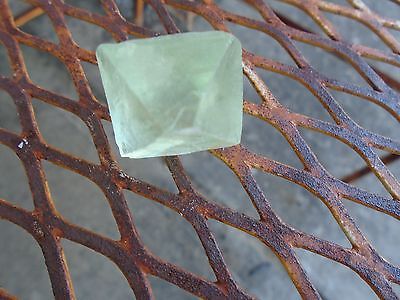 Fluorite Octahedron crystal natural stone Green  Healing display specimen