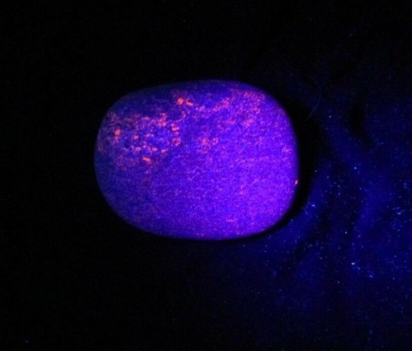 Yooperlite Lake Superior Rock Stone 14.4  ounces Glows under UV light (47)