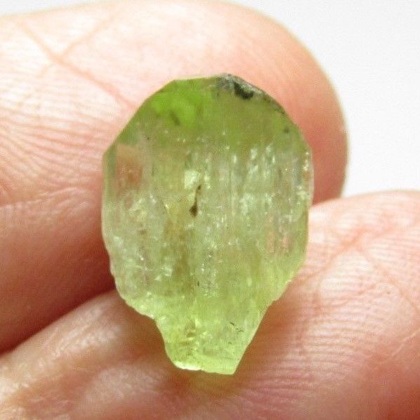 Green Diopside rough crystal specimen Tasmania 1.14 g.
