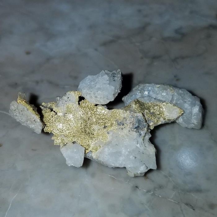 CRYSTALLINE GOLD in QUARTZ SPECIMEN -gold nugget, STUNNING!!!