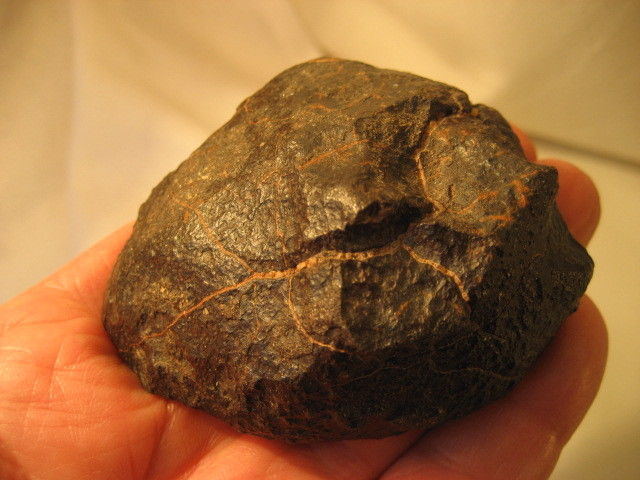 CHONDRITE METEORITE 243 GR. OMAN 2013 FRESH FIND COMPLETE FUSION CRUST FREE SHIP