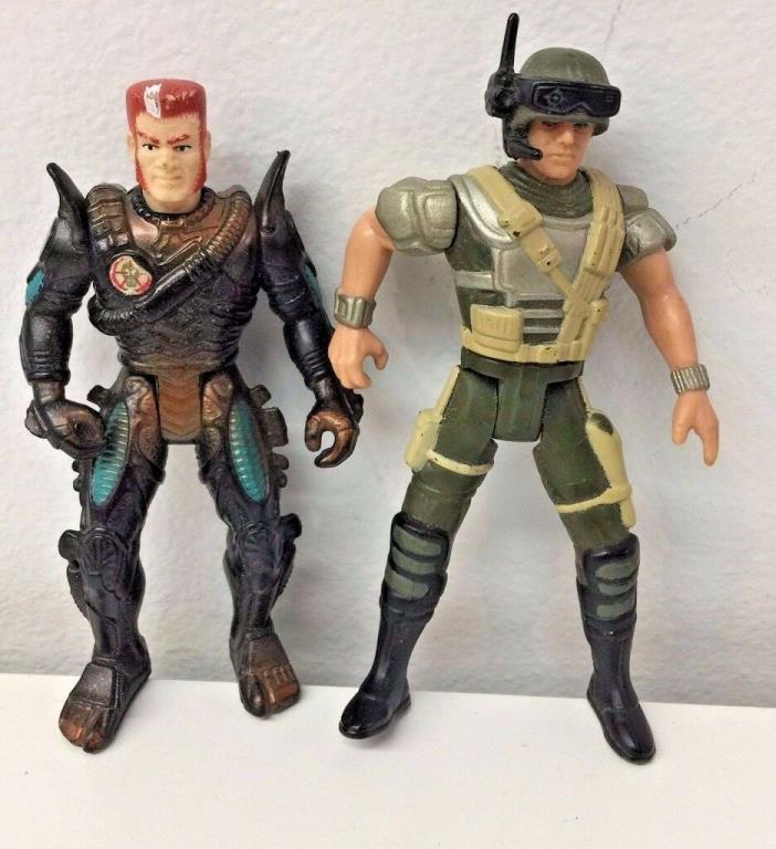 Vintage Kenner Fox  Alien 1992 Riggs 1993 Ajax Action Figures