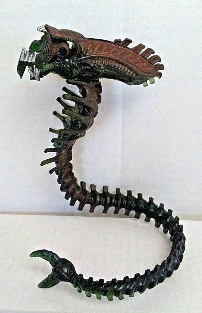 Aliens vs Predator Snake Alien Action Figure Loose Kenner Fox 1993