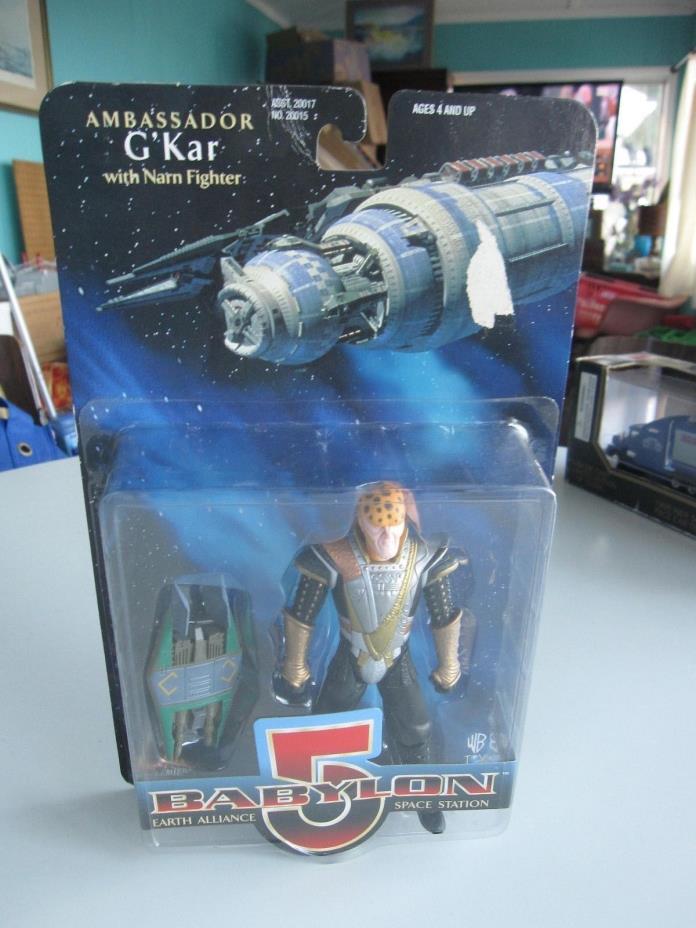 '97 WB & Exclusive Toy Babylon 5 Earth Alliance Space Station Amb. G'Kar MOC