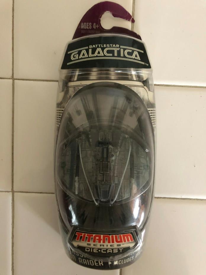 Battlestar Galactica Titanium Series Classic Cylon Raider Diecast Vehicle