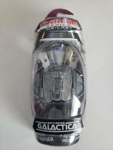 Battlestar Galactica Titanium Series Classic Cylon Raider Diecast Vehicle