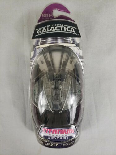 Battlestar Galactica Titanium Series Classic Cylon Raider LOOSE USED
