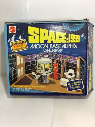 SPACE 1999 Moon Base Alpha Control Room Play Set, 1976 Complete Original Box