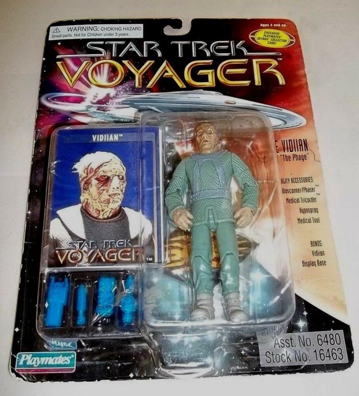 1996 STAR TREK VOYAGER PLAYMATES 5