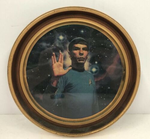 Vintage 1970’s Star Trek Spock Round Space Window Porthole Picture Decor 9”