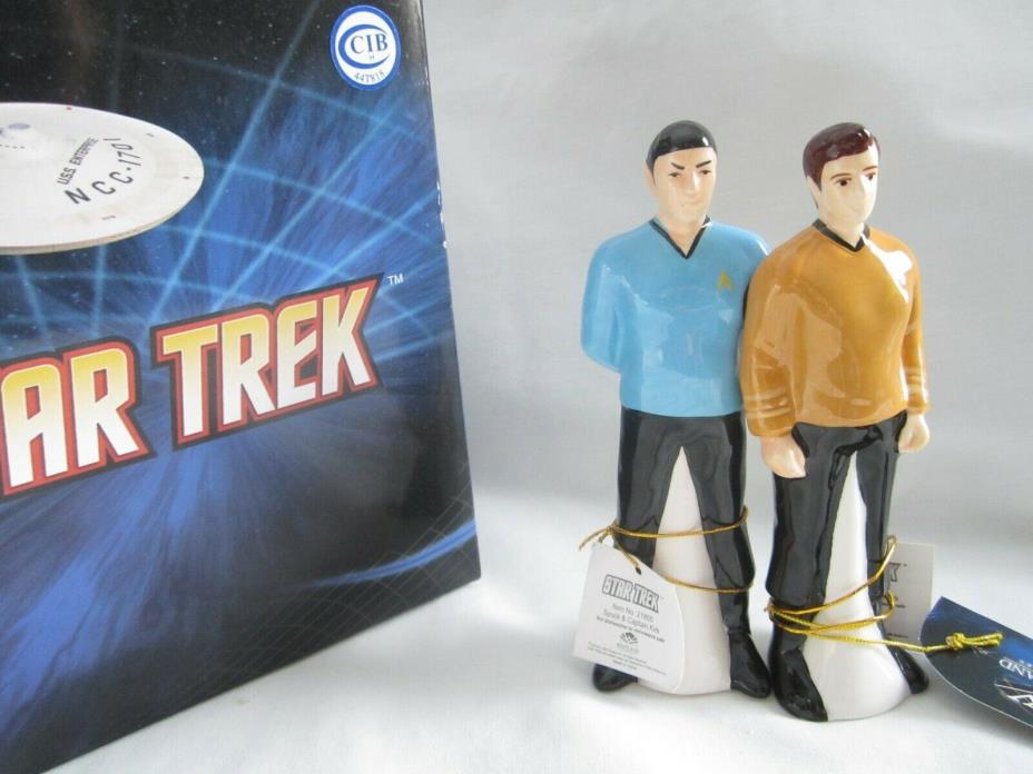 2011 CBS Studios Star Trek Captain Kirk & Mr. Spock Salt & Pepper Shakers New