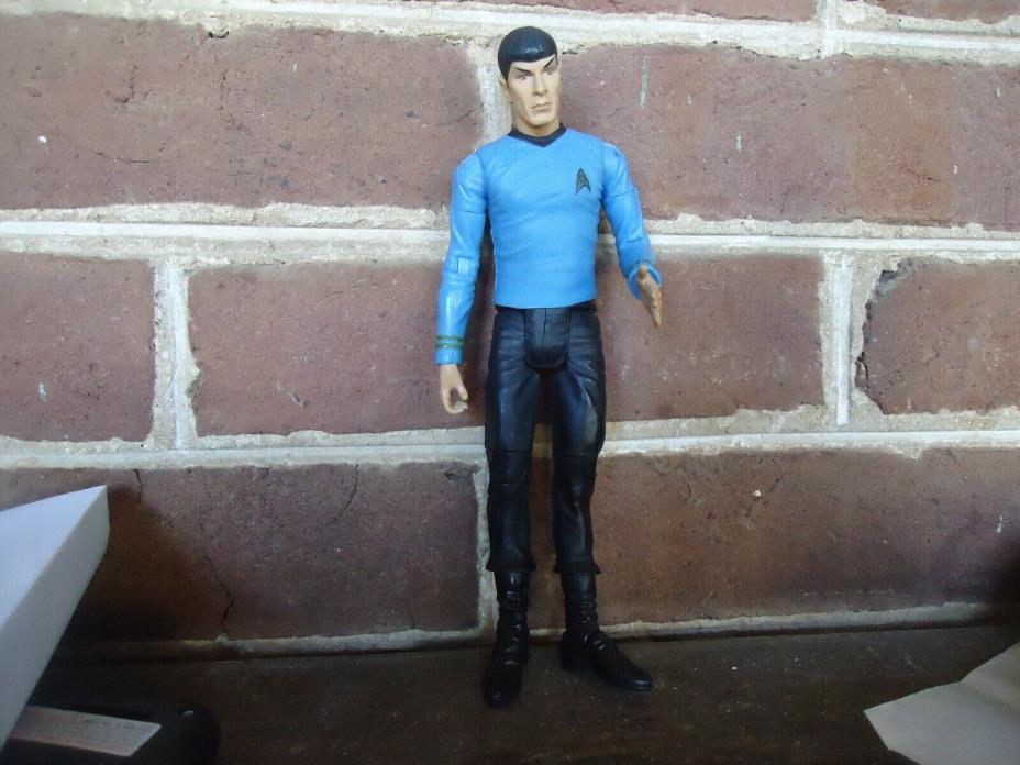 2003 ART ASYLUM Star Trek Action Figure Commander Spock