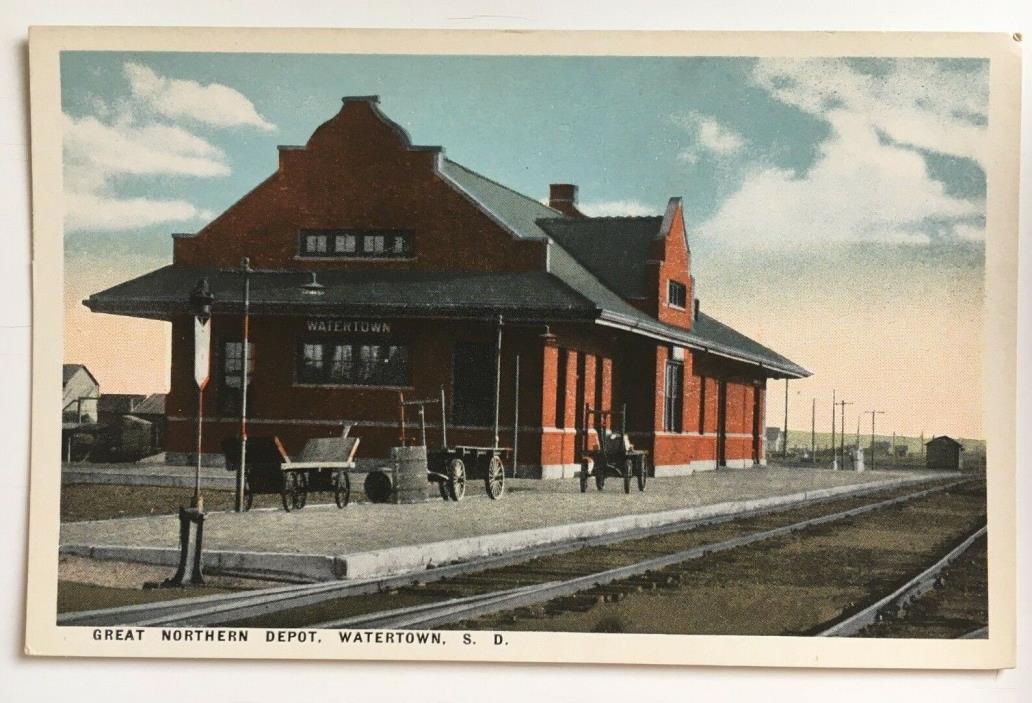SD Postcard Watertown South Dakota Great Northern RR Railroad Depot Station