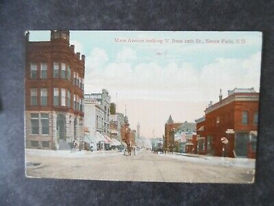 1914 Sioux Falls South Dakota Street Scene Postcard