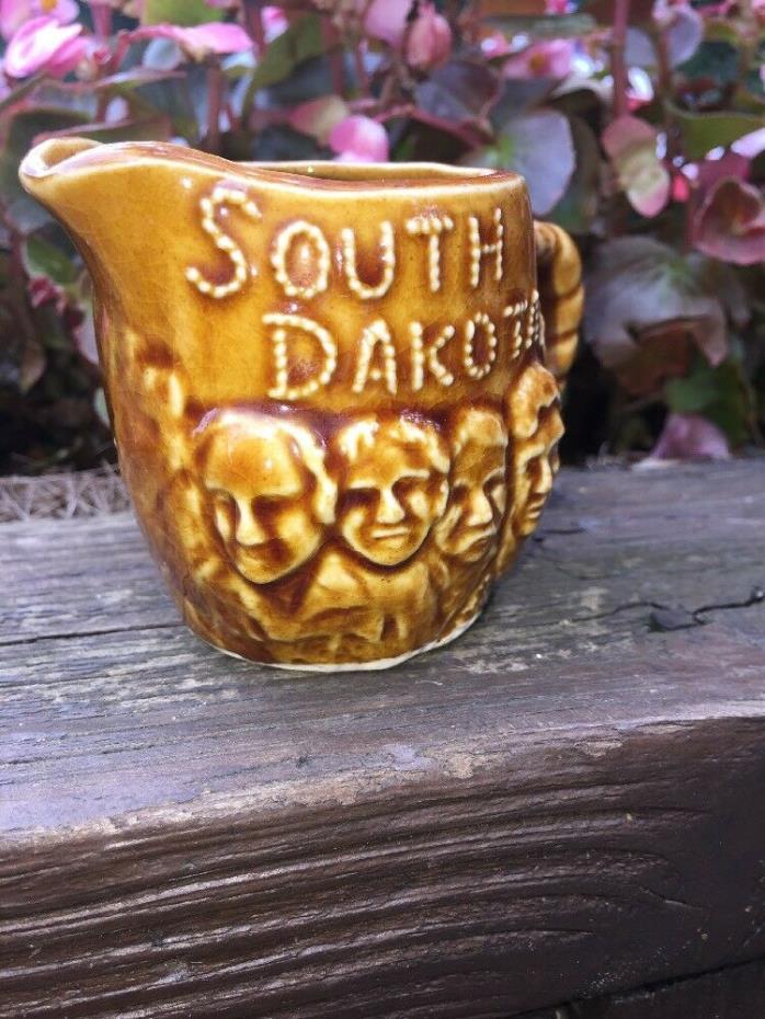 Golden Aspen South Dakota Mount Rushmore President Cowboy Pitcher Vase Jug 2.5