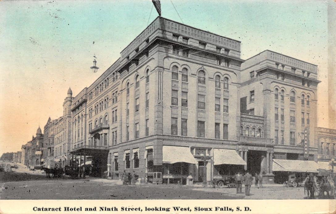 Sioux Falls South Dakota~Cataract Hotel @ Ninth Street~Buxbaum Haberdashery~1913
