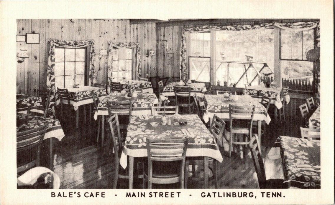 Gatlinburg TN Bale's Cafe Main Street Dining Room Vintage Postcard M20