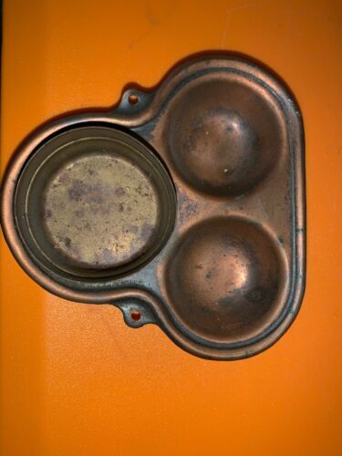 Victor Victrola Parts. Needle Cup Holder