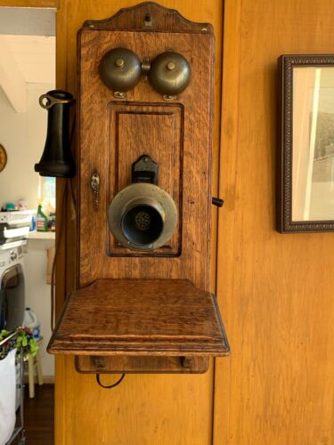 1900’s vintage Crank Handle Phone , Swedish American Electric Co. Refurbished.