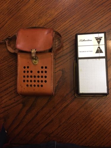 Vintage Silvertone Transistor radio With Leather Case