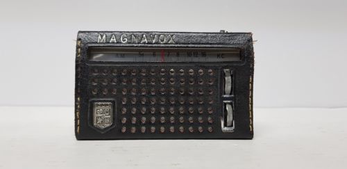 Magnavox transistor radio