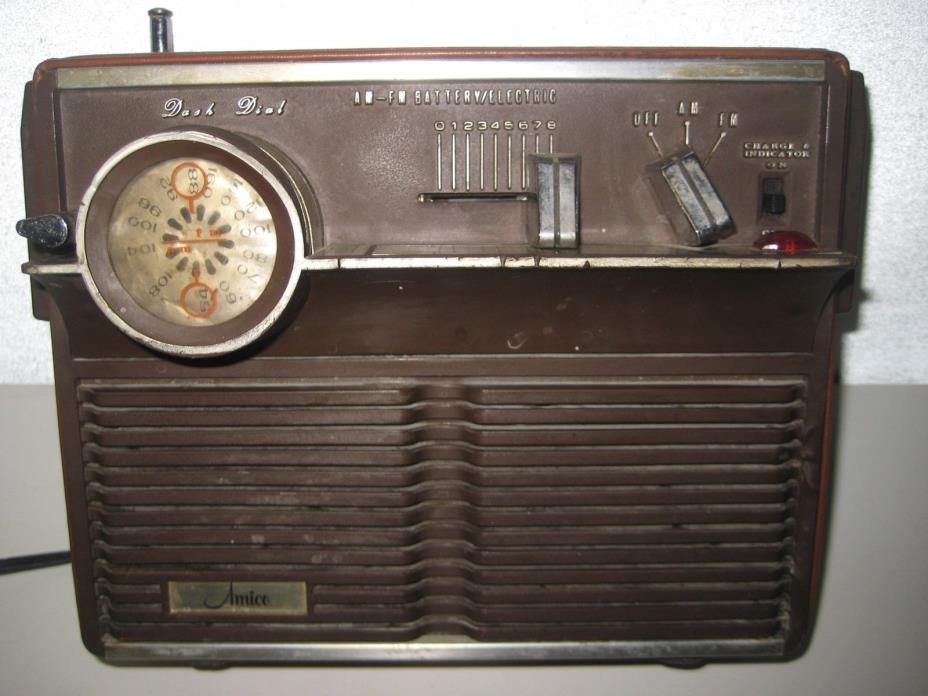 Amico Transistor Radio Unique Dash Dial Design Works Needs Cleaning