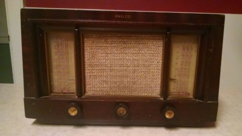 Vintage Philco Model 53-958  Radio