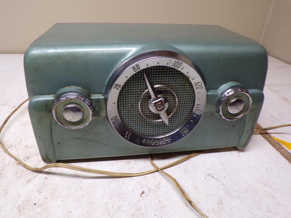 1950's Crosley Bakelite Radio