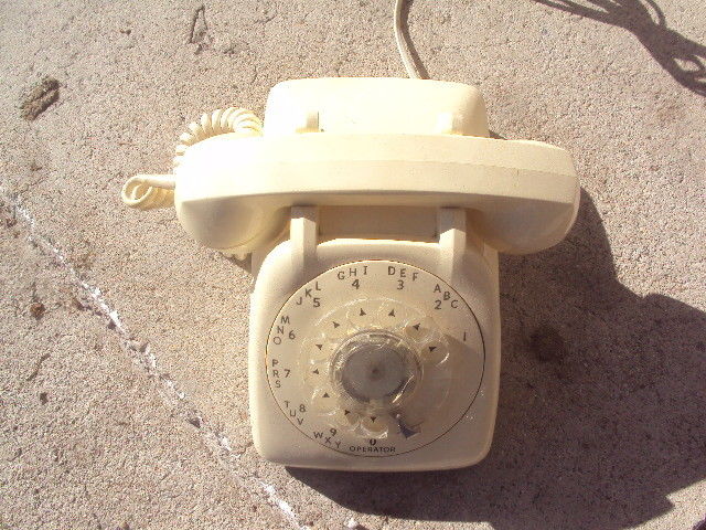 Vintage Automatic Electric Desk Phone,CREAM YELLOW TESTED WORKS