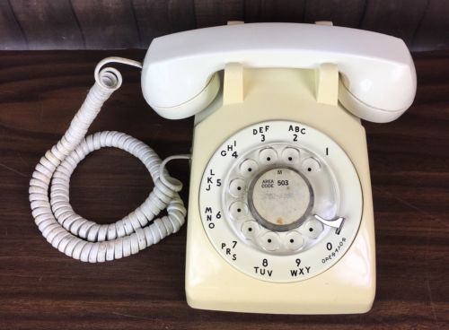 Vintage Bell System Western Electric 500 DM Beige Rotary Dial Desk Phone Works